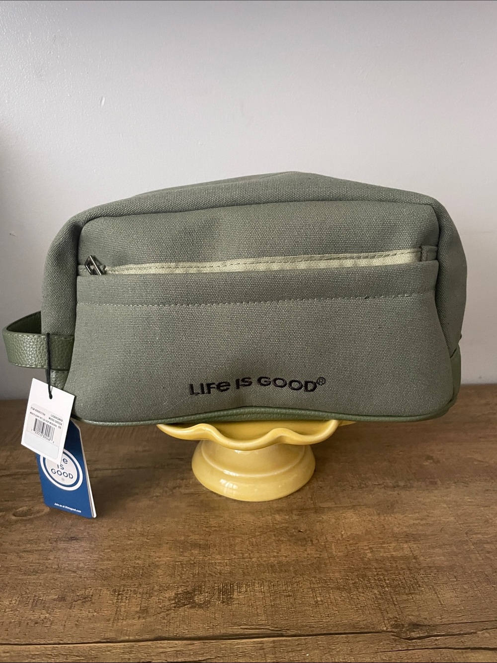 Life Is Good Olive Toiletry Dopp Kit with Front Zip Pocket
